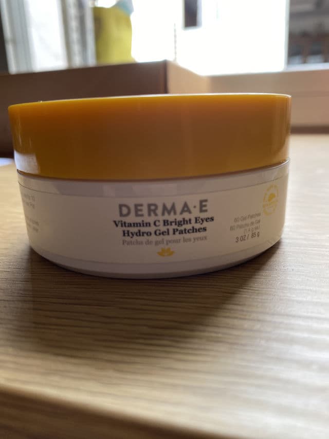 derma e Vitamin C Bright Eyes Hydro Gel Patches review photo by MiriamAyet