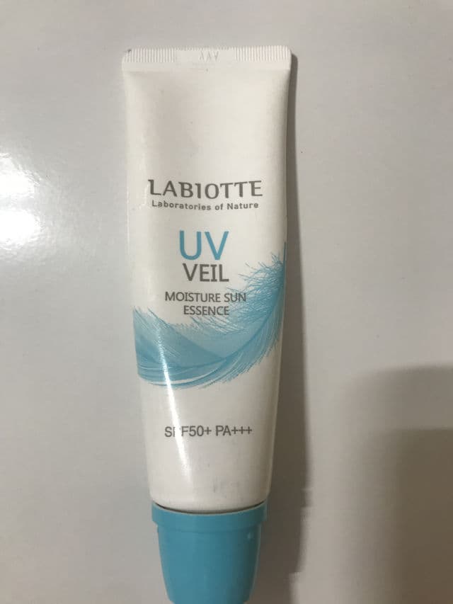 LABIOTTE UV Veil Moisture Sun Essence review photo by Picky55698