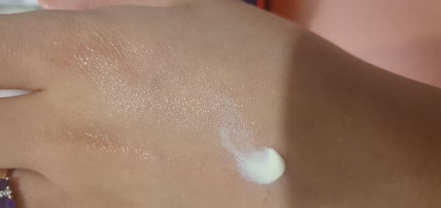 iS Clinical Extreme Protect SPF 30  review photo by Picky57570