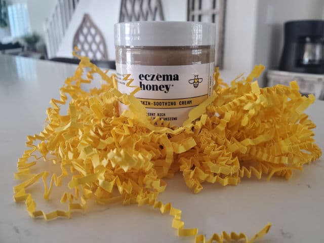 eczema honey Skin-Soothing Cream review photo by Armandokurumilla 