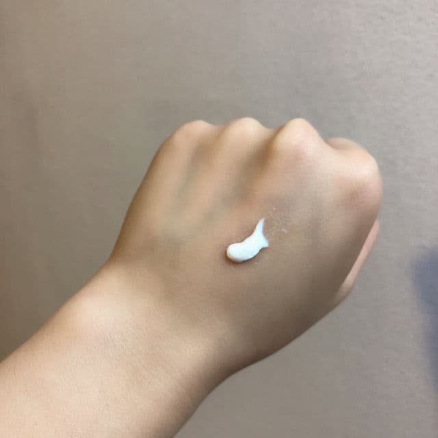 Neutrogena Ultra Sheer Dry-Touch Sunblock SPF 45 review photo by Picky90177