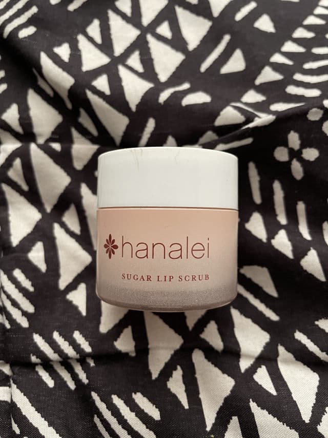 Hanalei Sugar Lip Scrub review photo by Picky98806