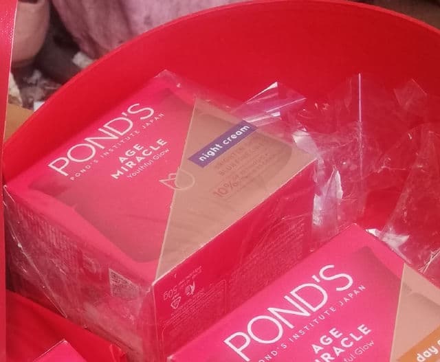 Pond's Age Miracle Night Cream review photo by PickyAddict