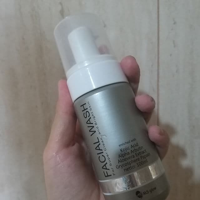 Ms Glow Facial Wash review photo by PickyAnisa
