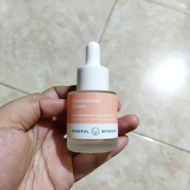 Mineral Botanica Niacinamide Serum (with Artichoke Leaf Extract) review photo by PickyFinisya