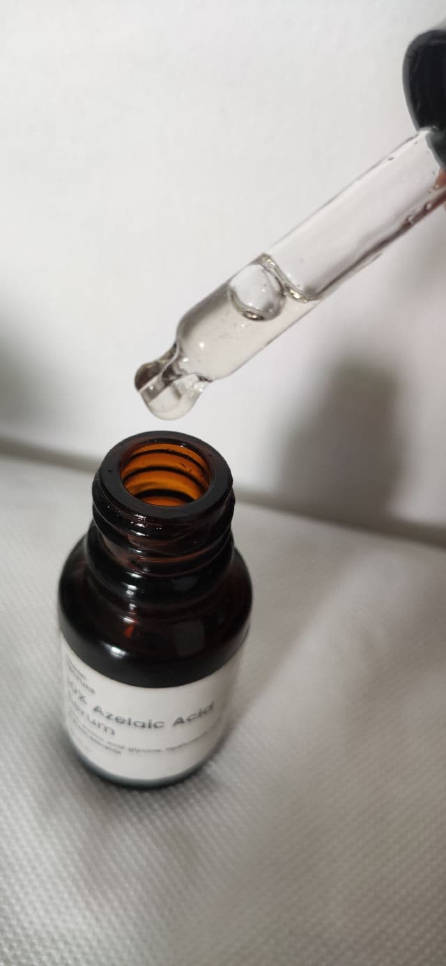 Dermitecture Azelaic Acid Serum review photo by PickyShwe