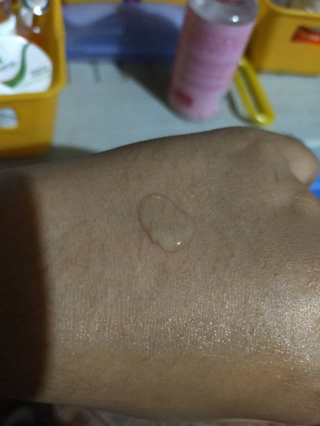 Lanbena 20% Vitamin C Serum with Hyaluronic Acid review photo by PickySiren