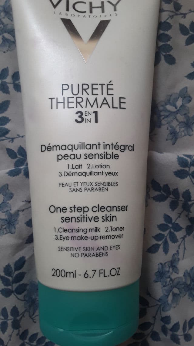 Vichy Purete Thermale 3-in-1 One-Step Cleanser review photo by Pickytimin