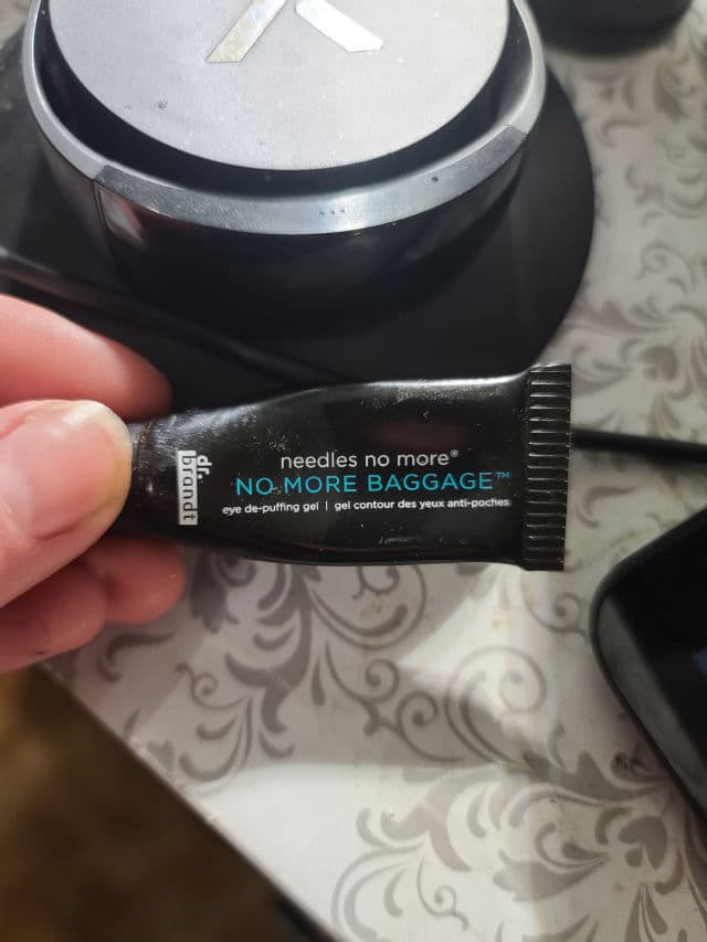 Dr. Brandt Needles No More No More Baggage review photo by PikkiNikki