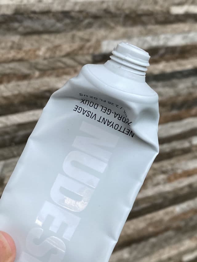 Nudestix Nudeskin Gentle Hydra-Gel Face Cleanser review photo by Pinaydora