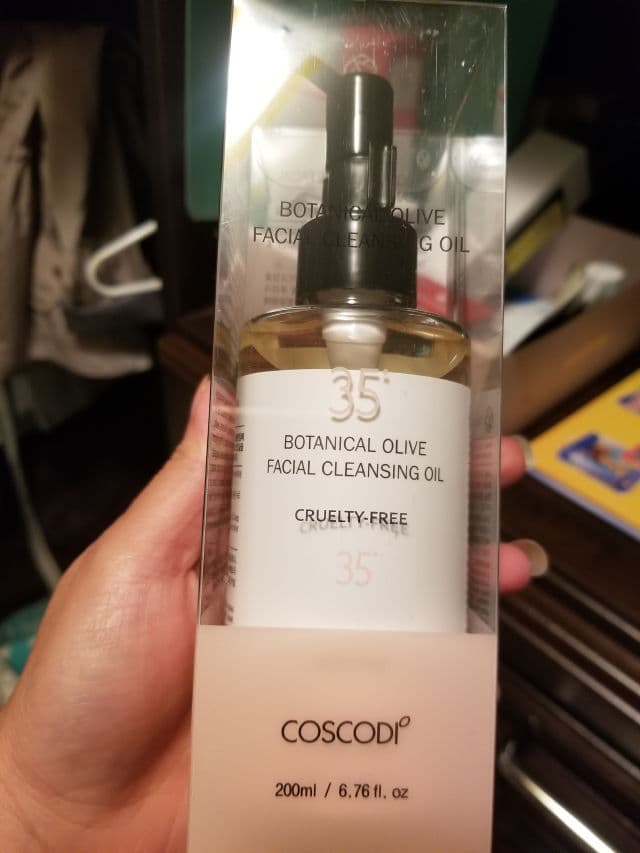 Coscodi 35˚ Botanical Olive Facial Cleansing Oil review photo by PoppyForest