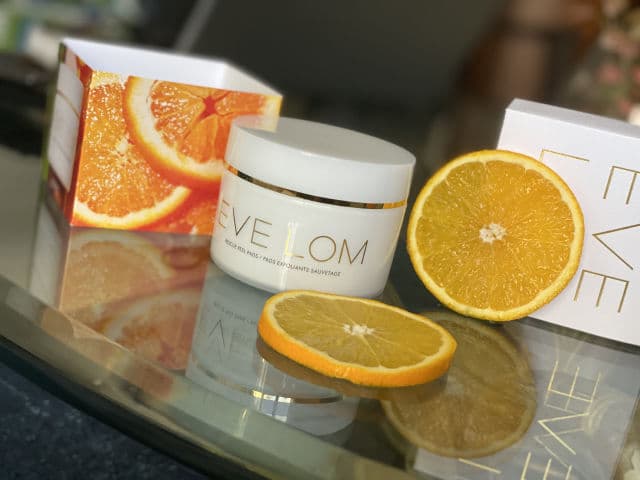 Eve Lom Rescue Peel Pads review photo by Preenam