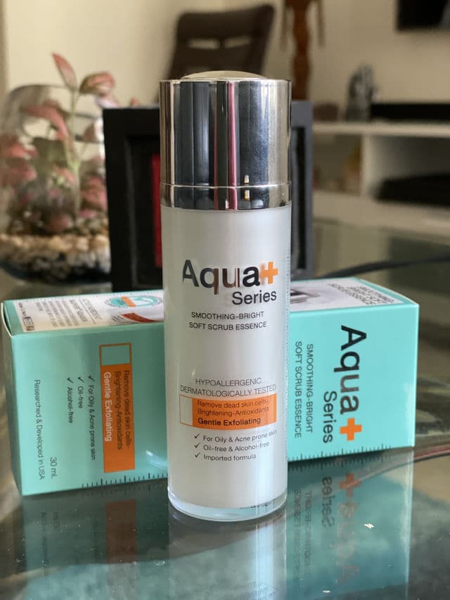 Aqua+ Series Smoothing-Bright Soft Scrub Essence review photo by Preenam