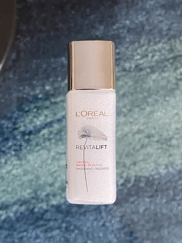 L'Oreal Paris Revitalift Pure Centella Micro-Essence Water review photo by Preenam