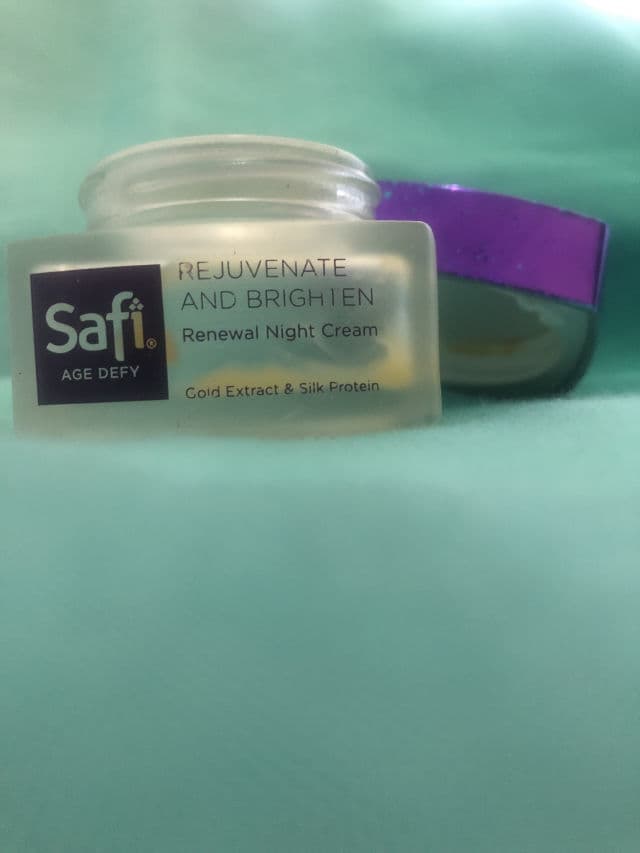 Safi Age Defy Rejuvenate and Brighten Renewal Night Cream review photo by Vintariavinn