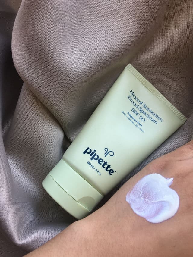 Pipette Mineral Sunscreen Broad Spectrum SPF 50 review photo by RainBerry