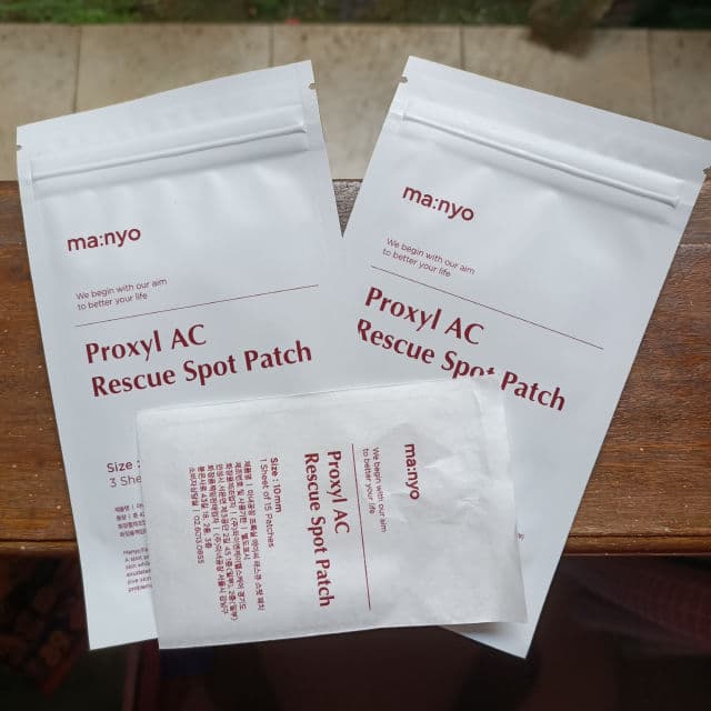 manyo Proxyl AC Rescue Spot Patch review photo by Rathayaz