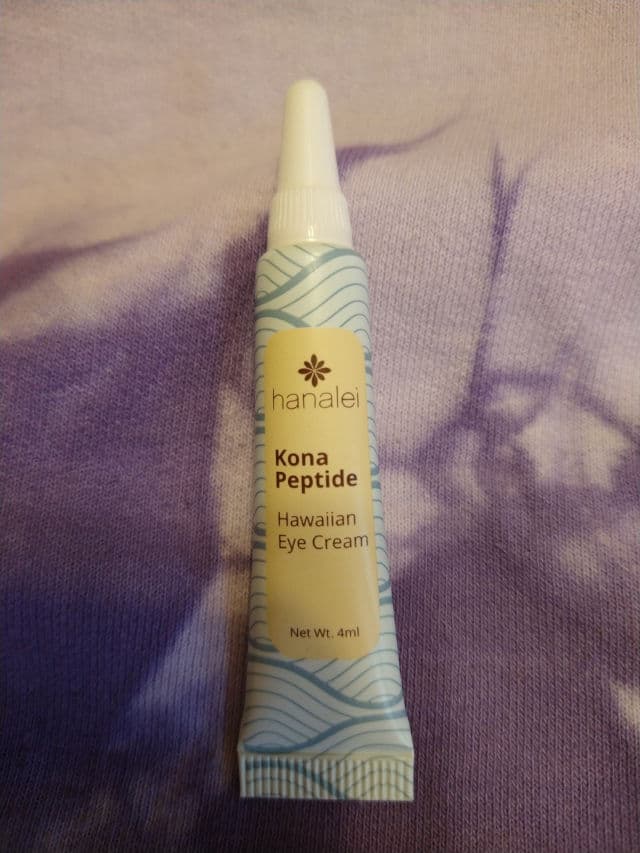 Hanalei Kona Peptide Hawaiian Eye Cream review photo by ReneeC