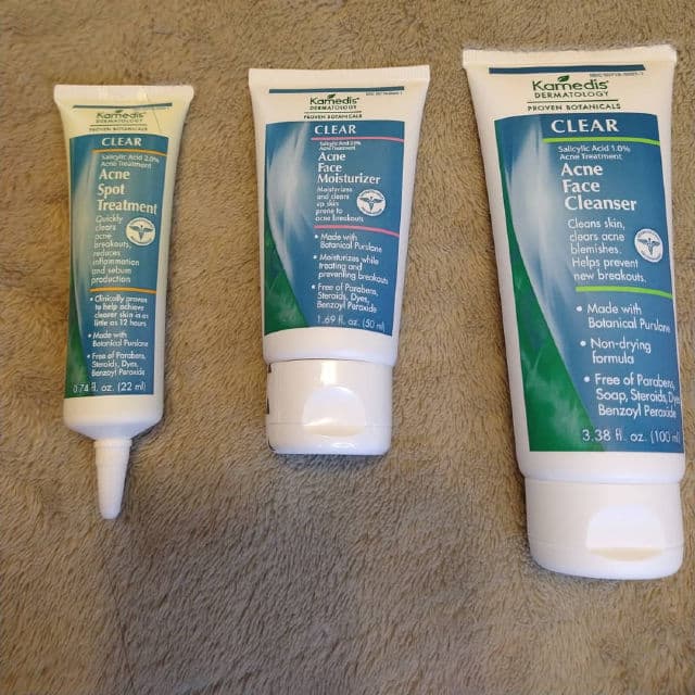 Kamedis Acne Spot Treatment review photo by ReneeC