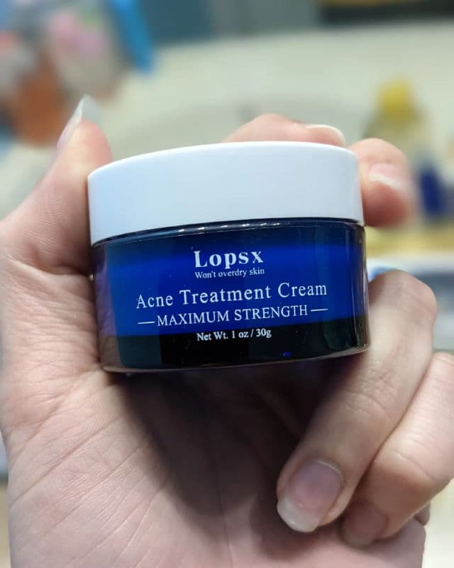 Lopsx Acne Treatment Cream review photo by Renterese
