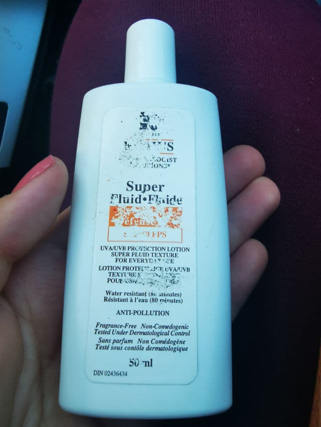 Kiehl's Super Fluid UV Defense SPF 50+ review photo by Reyes