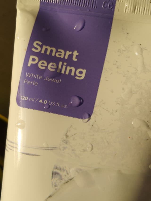 THE FACE SHOP Smart Peeling White Jewel Perle review photo by Riblysense