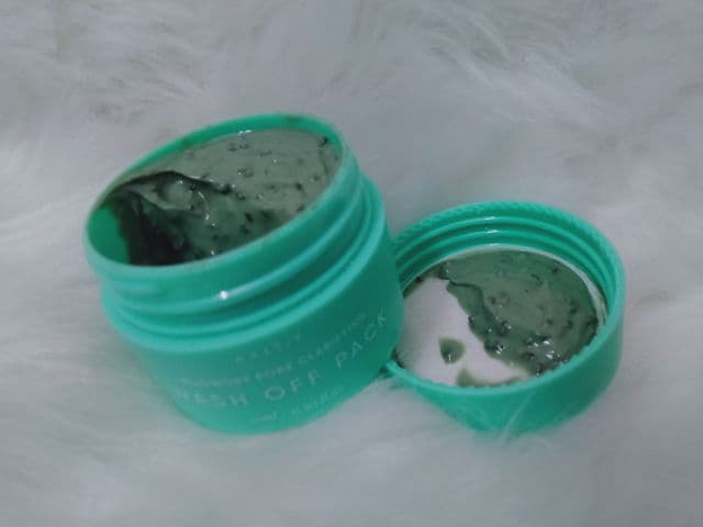 AXIS-Y Mugwort Pore Clarifying Wash Off Pack review photo by Rinahhh