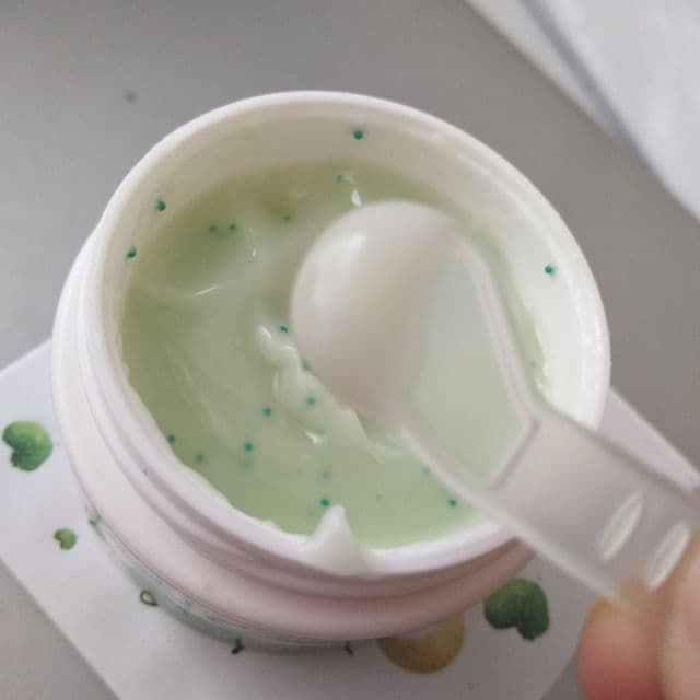 N'Pure Night Cream Centella Asiatica review photo by Ririnriani