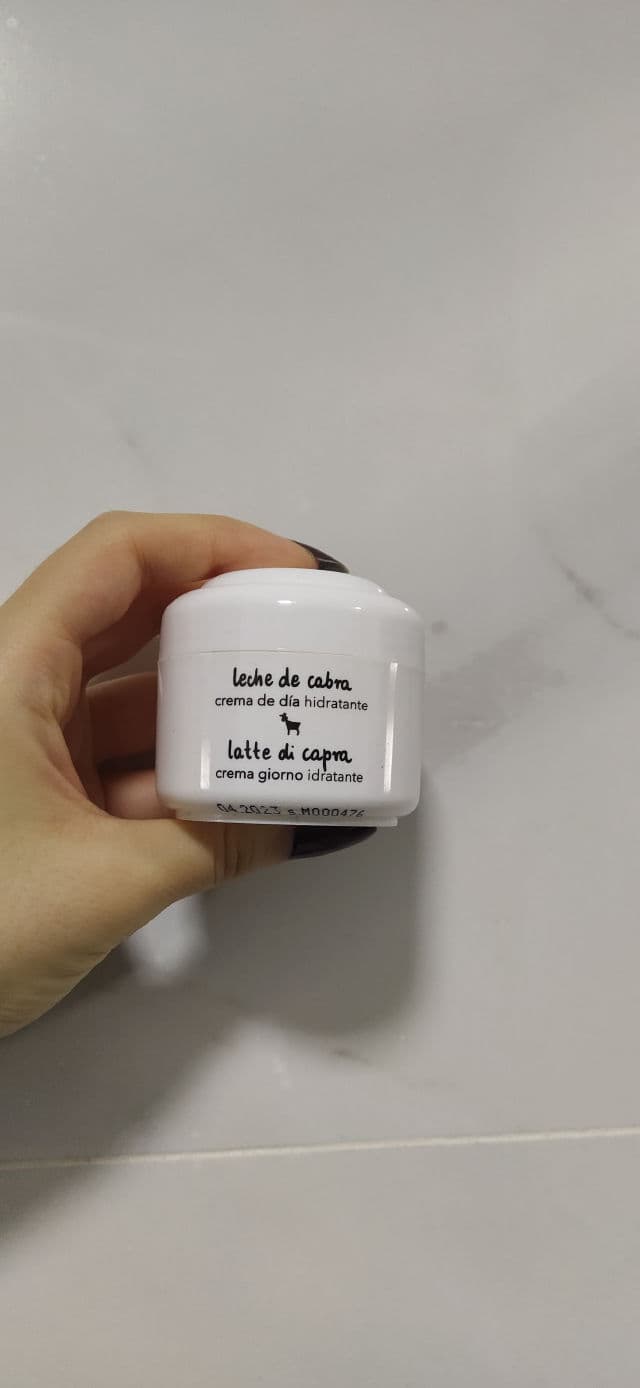 Ziaja Goat's Milk Moisturising Day Cream review photo by RitaPurple