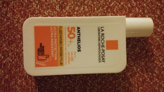 La Roche-Posay Anthelios Mineral Tinted Ultra-Fluid Lotion SPF 50 review photo by Rodanthi