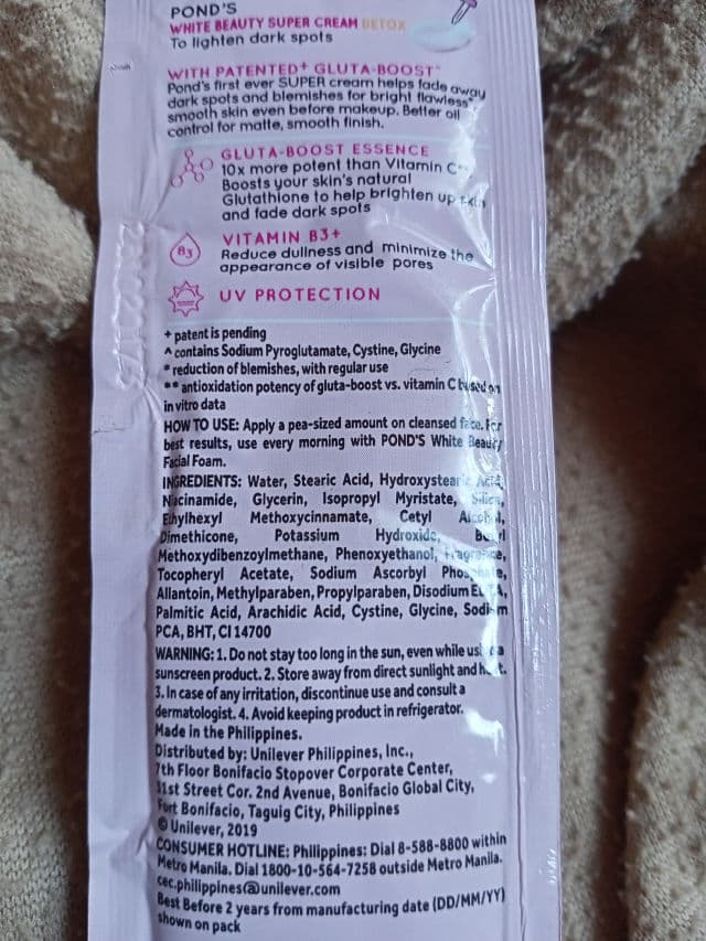 Pond's White Beauty Super Cream Detox for Oily Skin review photo by Rooty