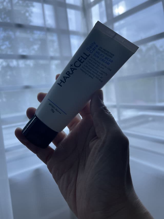 HARACELL Milky Wear Suncream SPF50+ PA+++ review photo by Rosesarered45