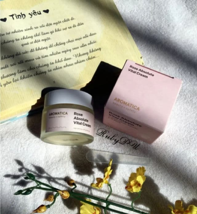 Aromatica Rose Absolute Vital Cream review photo by RubyPham