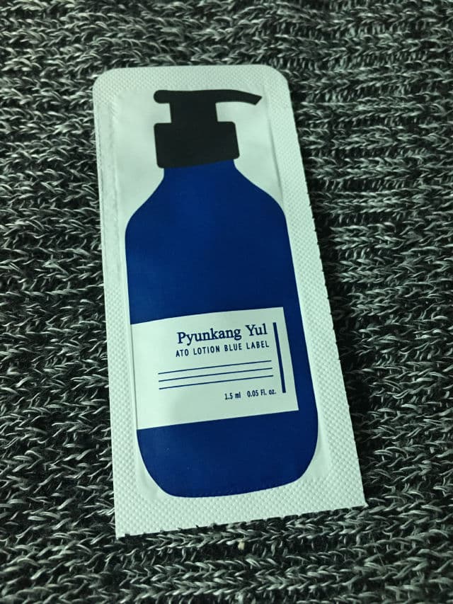 Pyunkang Yul Ato Lotion Blue label review photo by RurouniNeko