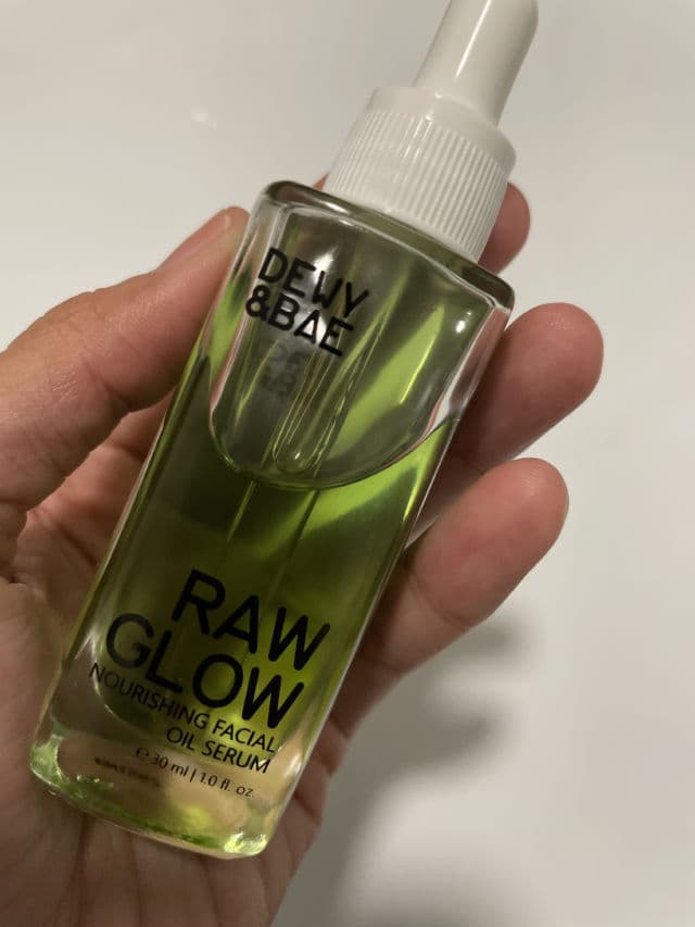 Dewy & Bae Raw Glow Nourishing Facial Oil Serum review photo by Ruthieandskincare