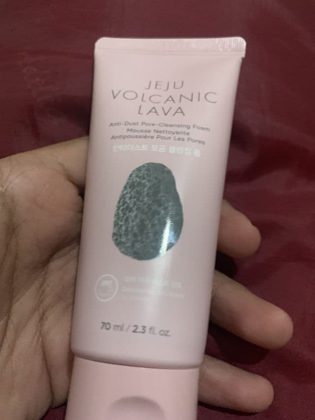 THE FACE SHOP Jeju Volcanic Lava Anti-Dust Pore-Cleansing Foam review photo by RyanRd