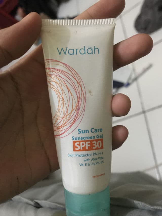 Wardah Sunscreen SPF 30 review photo by SHMILY