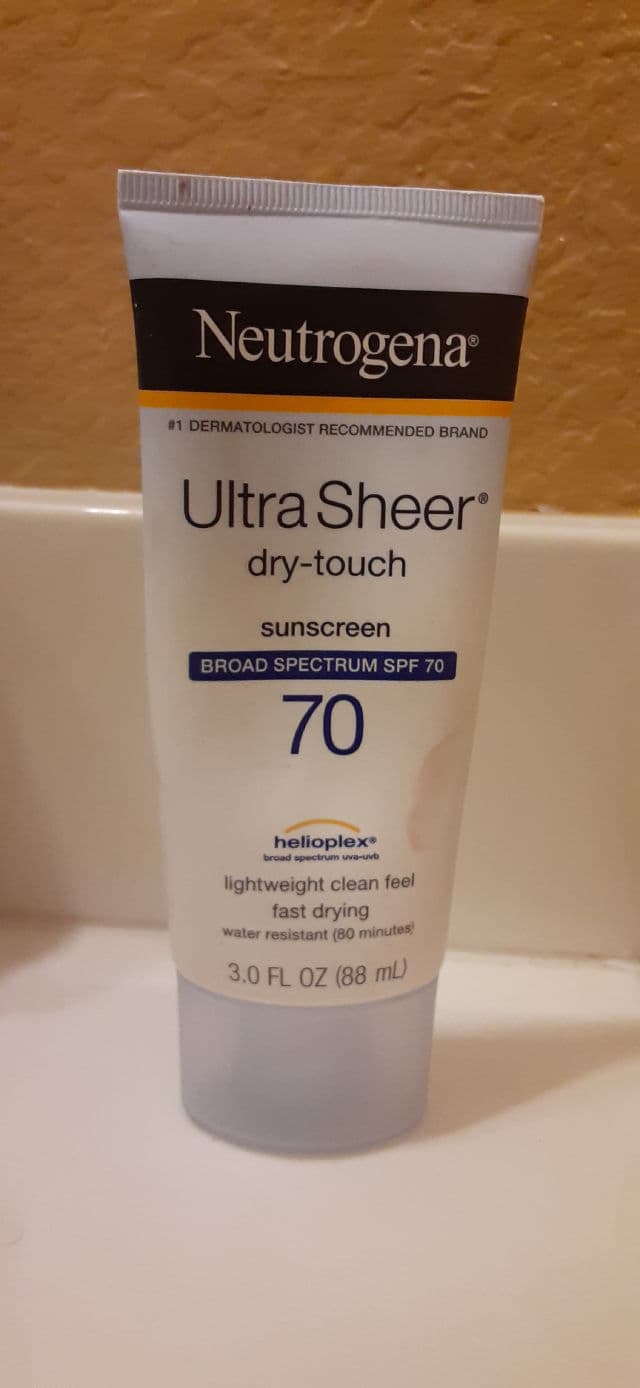 Neutrogena Ultra Sheer Dry-Touch Sunblock SPF 70 review photo by STELLER