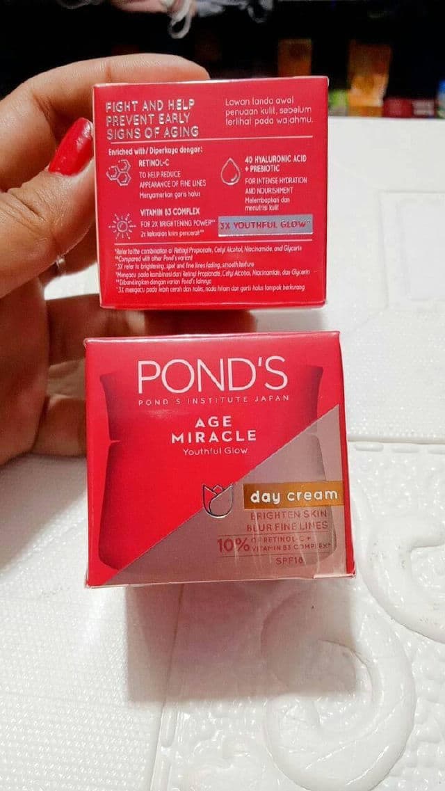 Pond's Age Miracle Day Cream SPF 18 PA ++ review photo by SURIHONEY