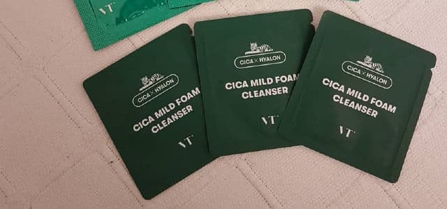 VT COSMETICS Cica Mild Foam Cleanser review photo by Sai