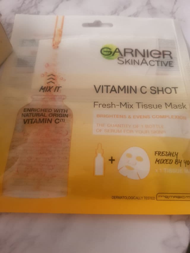 Garnier Vitamin C Shot Fresh-Mix Tissue Mask review photo by SammiStyla