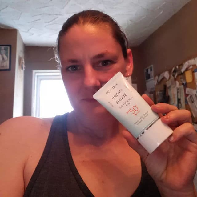 DEWYTREE Urban Shade Anti-Pollution Sun SPF50+ PA++++ review photo by Santinosmomma