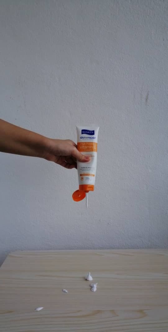 Rosken Skin Repair High Potency Vitamin E Cream review photo by Sarah16