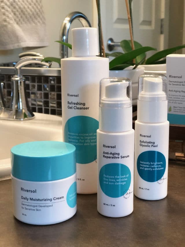 Riversol Anti-Aging Reparative Serum review photo by SarahES