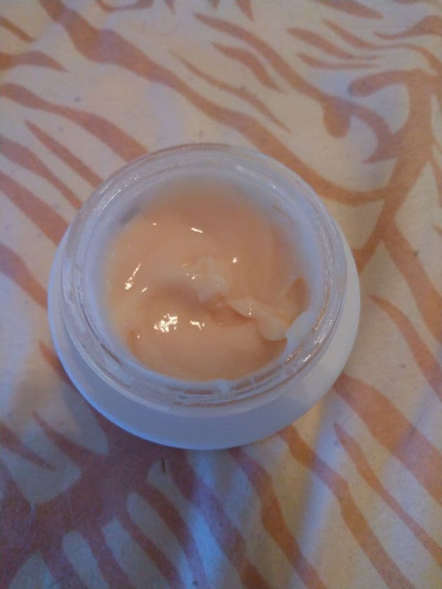 Dr. Zenovia Peptide + Ceramide Repairing Moisturizer review photo by SarahES