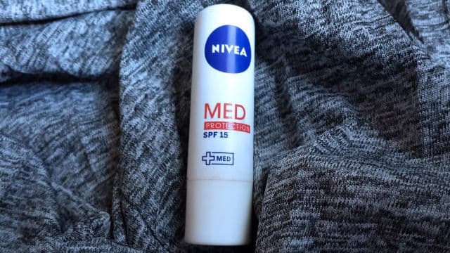 Nivea Med Protection SPF 15 review photo by SassynTheo