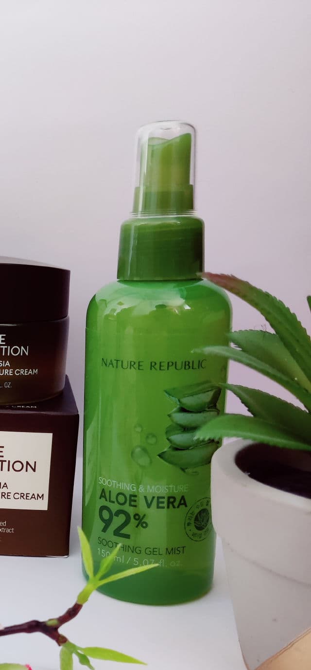 NATURE REPUBLIC Soothing & Moisture Aloe Vera 92% Soothing Gel Mist review photo by Sati