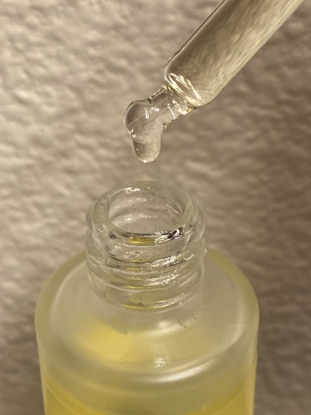 Botanics Organic Facial Oil review photo by SaturdayLychee