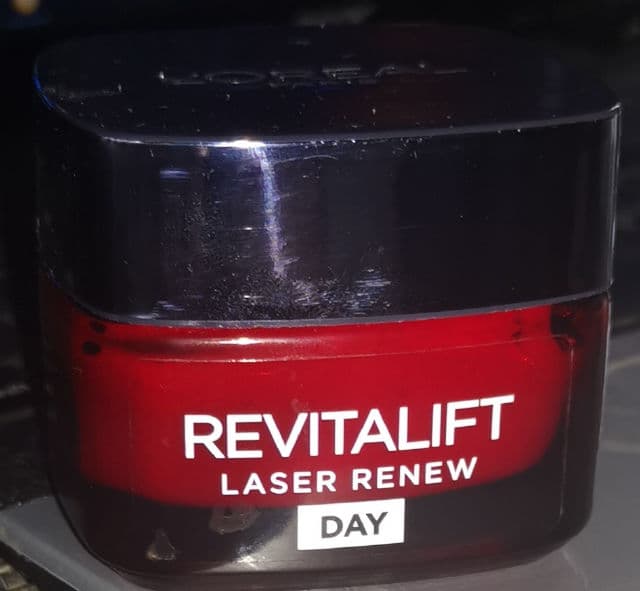 L'Oreal Paris Revitalift Laser X3 Day Cream review photo by Secrettsquirrel