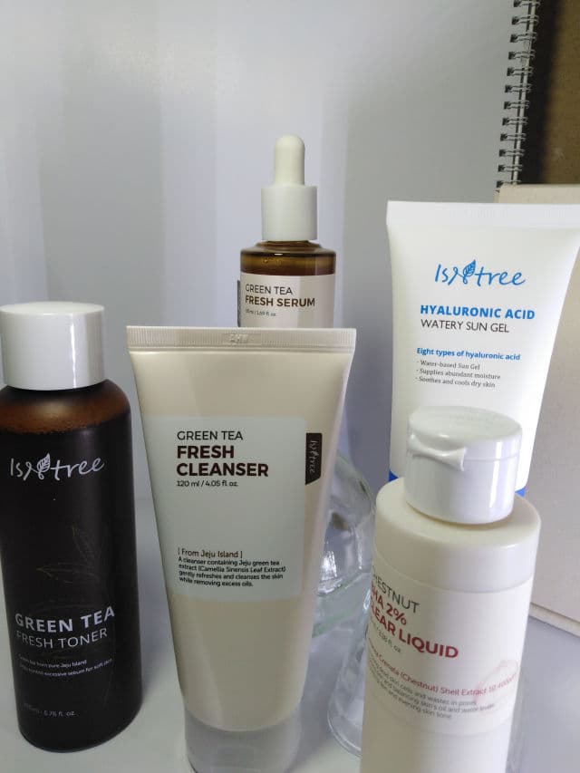 ISNTREE Green Tea Fresh Cleanser  review photo by Septianievi3